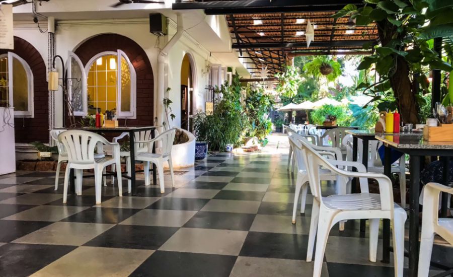 Cafe Chocolatti in Candolim with its tranquil setting provides delightful tasty treats